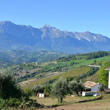 Villa Casa Martin , 4 Bedroom Bisenti