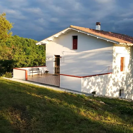 Casa Martin , 4 Bedroom * Bisenti